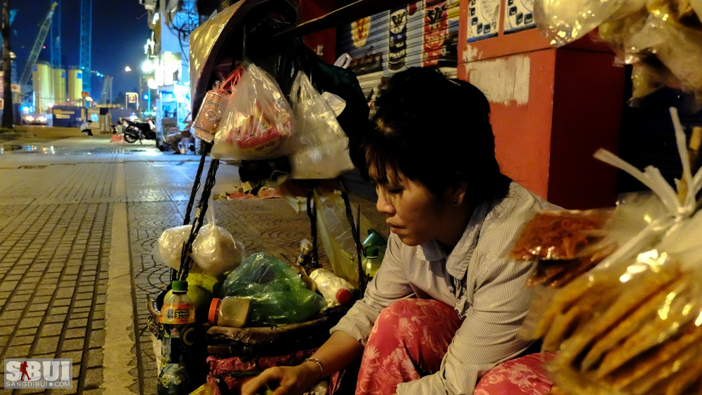 Nửa đêm ở Sài Gòn